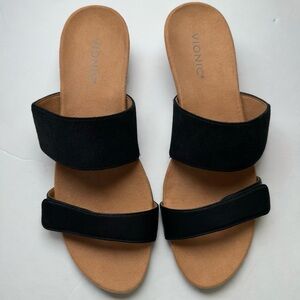 Vionic Black Sandals for Women